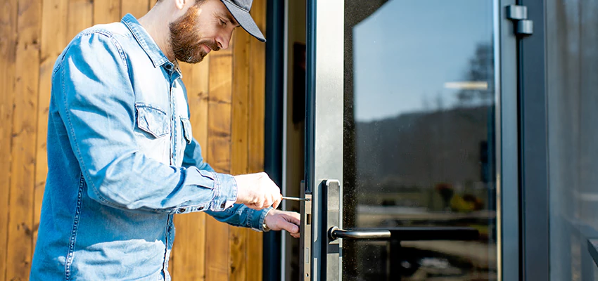 Frameless Glass Storefront Door Locks Replacement in Cambria, CA