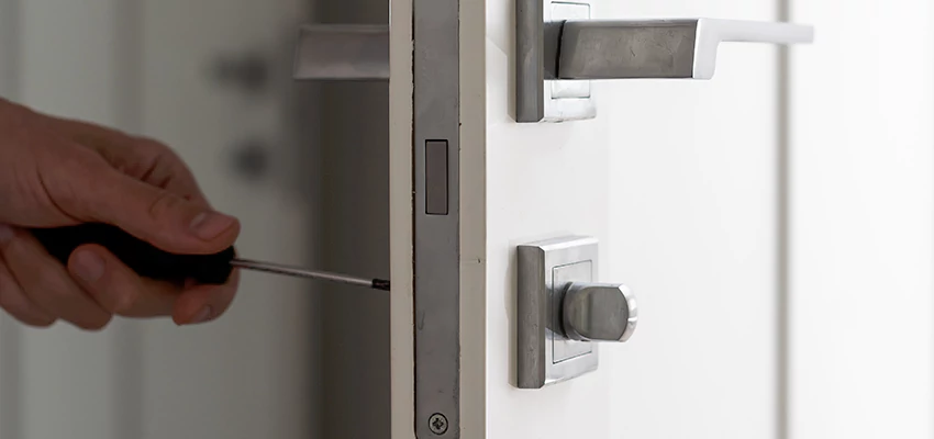 Key Programming Locksmith Open Now in Cambria, California